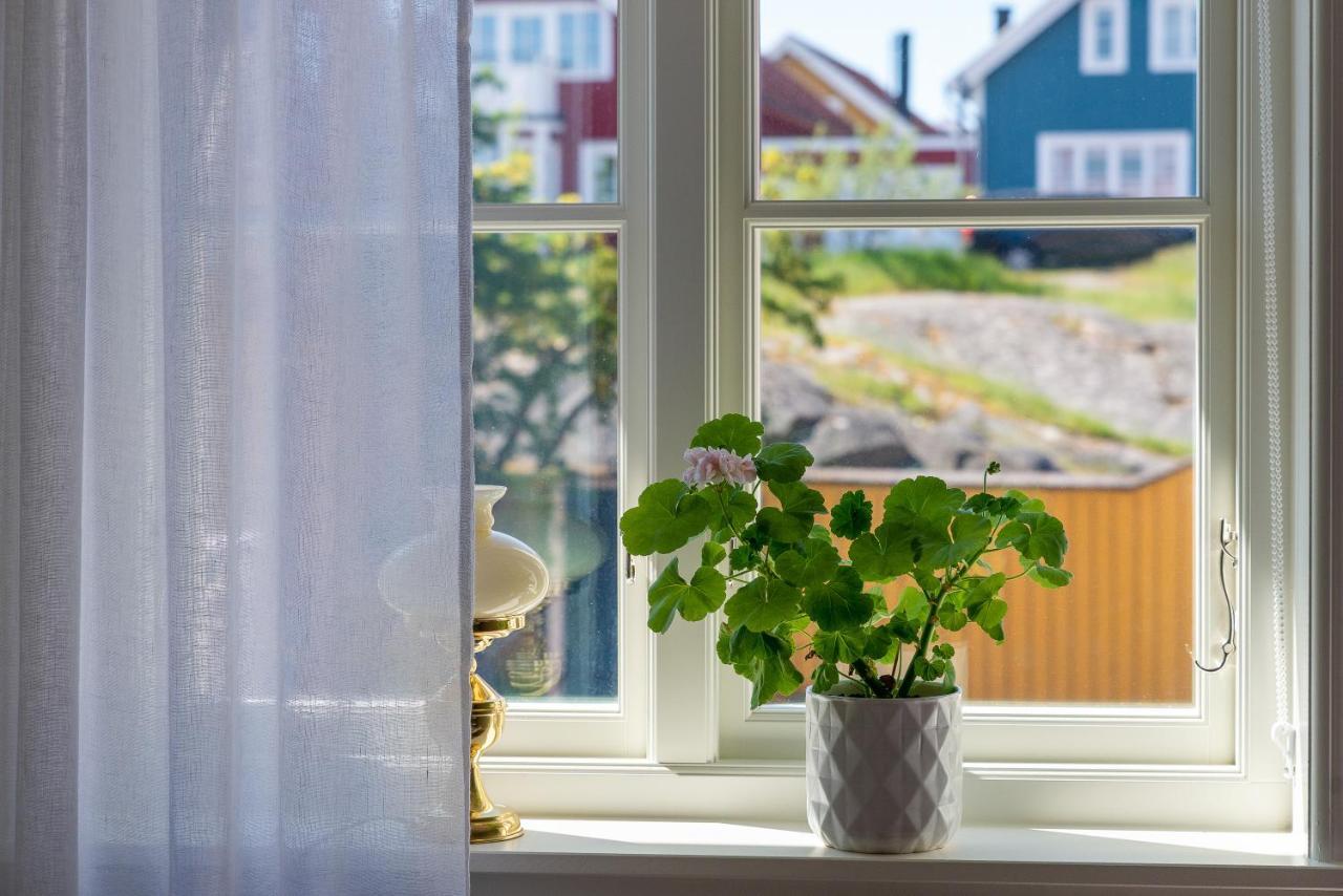 Fregatten Bed & Breakfast Karlskrona Exterior foto