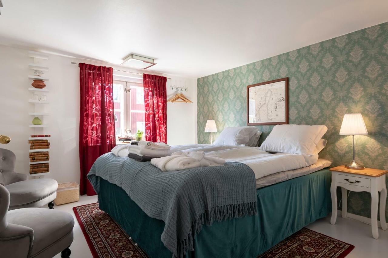 Fregatten Bed & Breakfast Karlskrona Exterior foto